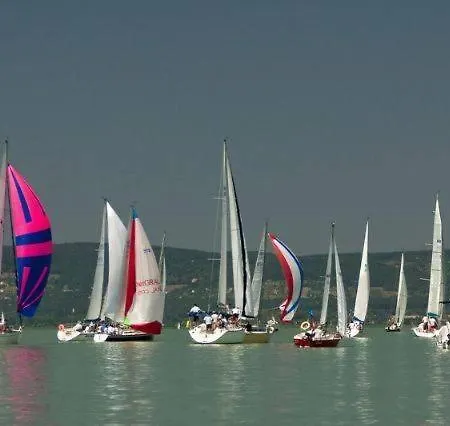 Crystal Apartement A Balatonfoldvar